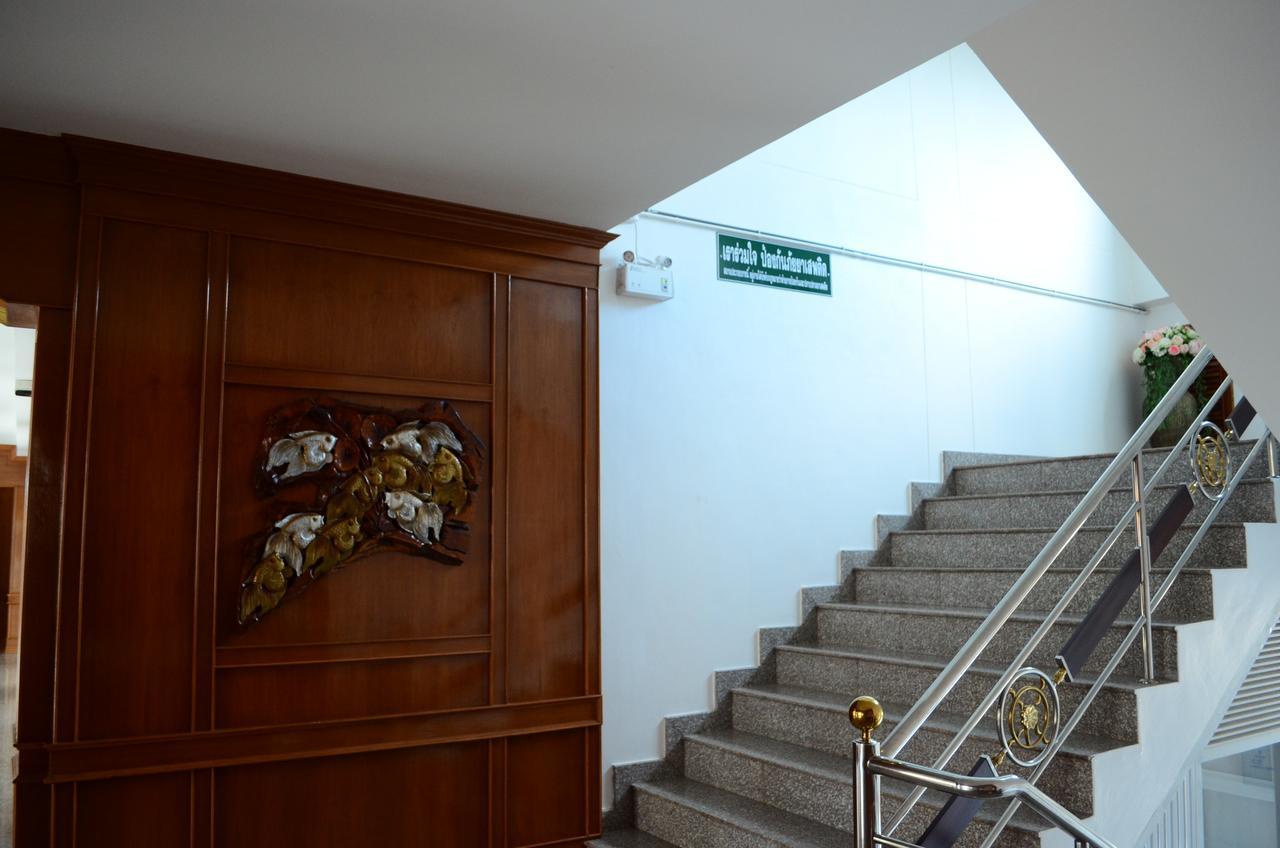 Ketsara Hotel Maha Sarakham Quarto foto